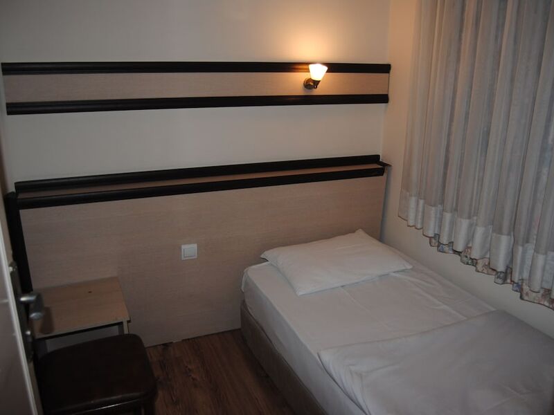 Anzac House Youth Hostel