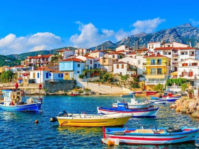 Ege'nin Gizli Cenneti Samos Adası Kuşadası Hareketli ( 3 Gece Konaklamalı Ekonomik )