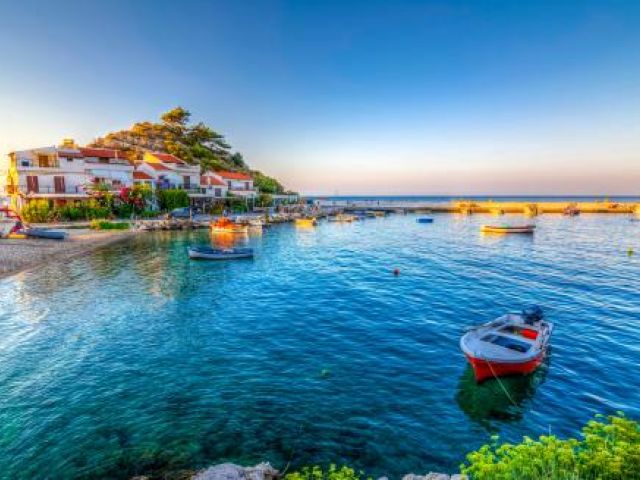 Ege'nin Gizli Cenneti Samos Adası Kuşadası Hareketli ( 4 Gece Konaklamalı Ekonomik )